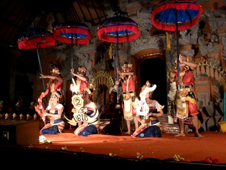 The Lencana Agung Ubud Dance at the Ubud Palace, Ubud, Bali.