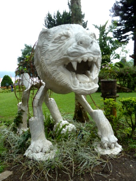 A fierce lion at Pura Ulun Danu Brutan, Bali.