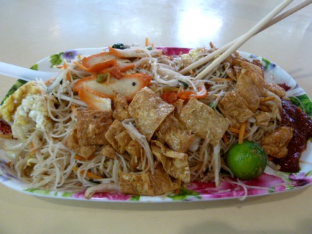 Some hawker stall noodles that made me break out in hives. I strongly suspect the highly spicy red sauce on the far right. Some hawker stall noodles that made me break out in hives. I strongly suspect the highly spicy red sauce on the far right.