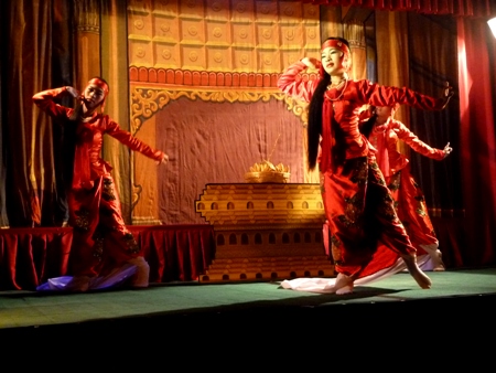A traditional Burmese dance at Mintha Theater in Mandalay, Myanmar. A traditional Burmese dance at Mintha Theater in Mandalay, Myanmar.