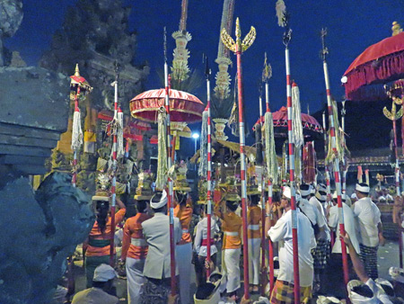 A Hindu temple ceremony at Pura Penataran Pande in Peliatan, Bali, Indonesia.