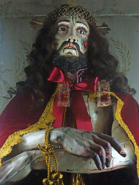 Jesus Christ wears a cape at the Catedral Basílica de Nossa Senhora da Paz in La Paz, Bolivia.