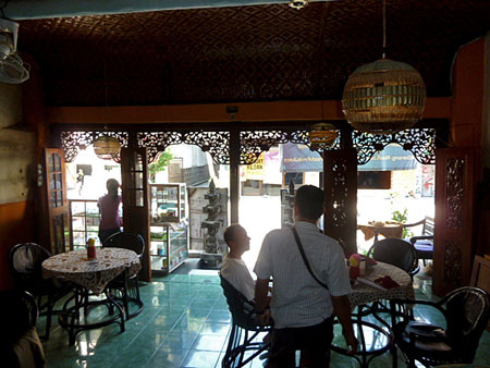 Warung Baru resto in Solo, Java.