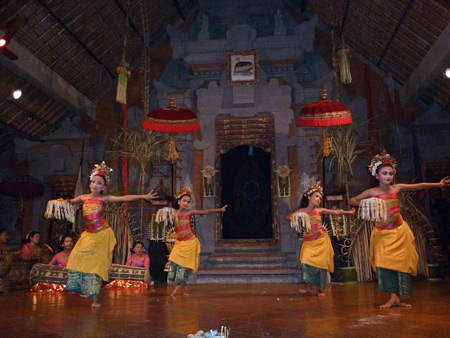 Mekar Sari performs the Pendet dance at the Balerung in Peliatan, Bali, Indonesia.