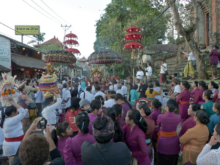 The throngs prepare for a short procession at Pura Marajan Agung in Ubud, Bali, Indonesia.