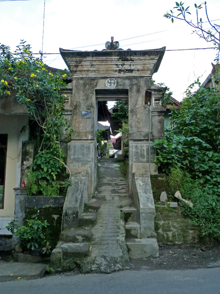 A family compound gate on Jalon Penestanan in Ubud, Bali, Indonesia.