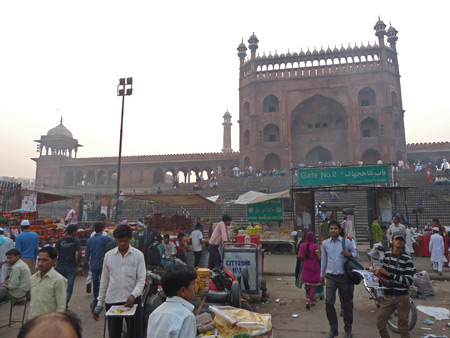 Looking up at the Main Gate of the Jama Masjid in Old Delhi, India.