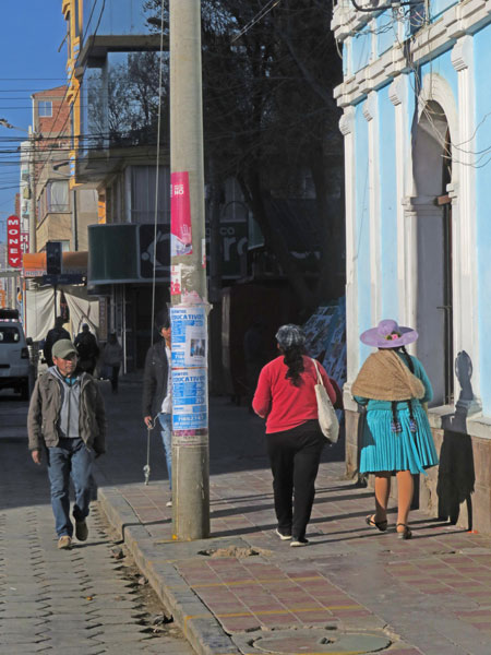 Pedestrians in Uyuni, Bolivia.